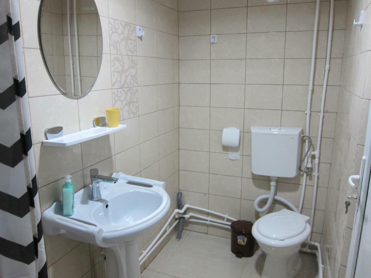 Casa Gherghisan Hotel Costinesti Bagian luar foto