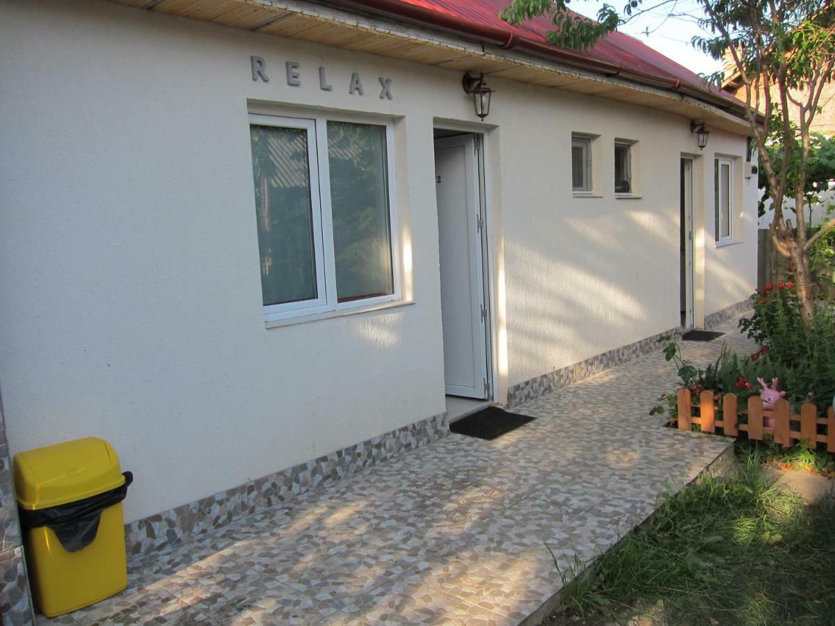 Casa Gherghisan Hotel Costinesti Bagian luar foto